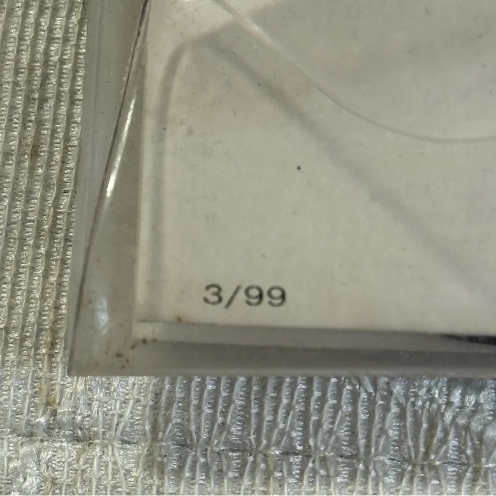 Donna Karan NY 1990’s The Nudes Color Wash Charcoal Nude Pantyhose M. Not a set‎